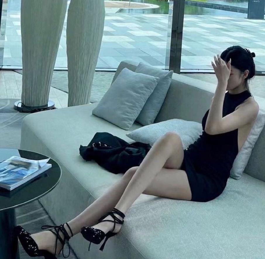 不爱穿shoes微密圈(weme)全部写真图片合集 不爱穿shoes微密圈(weme)全部写真图片合集